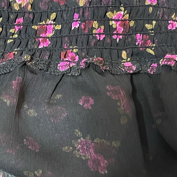 EXPRESS LONG SLEEVE SHEER PINK & BLACK FLORAL BLOUSE SZ XS - Picture 4 of 7